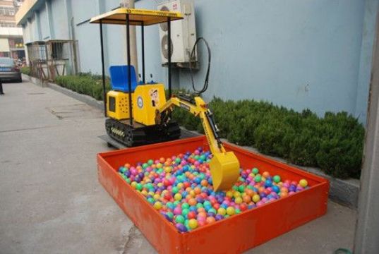 點擊查看詳細信息<br>標題：旋轉90度游樂挖掘機 閱讀次數：3376