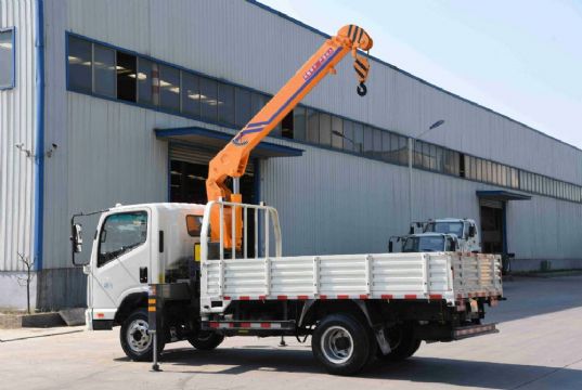 點擊查看詳細信息<br>標題：3.2噸凱馬藍牌隨車吊 閱讀次數：3174