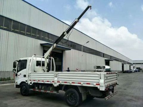 點擊查看詳細信息<br>標題：車載小吊機 閱讀次數：2350