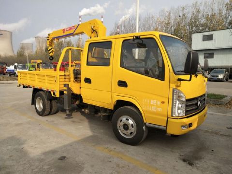 點擊查看詳細信息<br>標題：凱馬雙排隨車吊 閱讀次數：2320