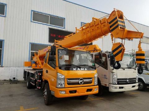 點擊查看詳細信息<br>標題：10噸凱馬汽車吊 閱讀次數：2370